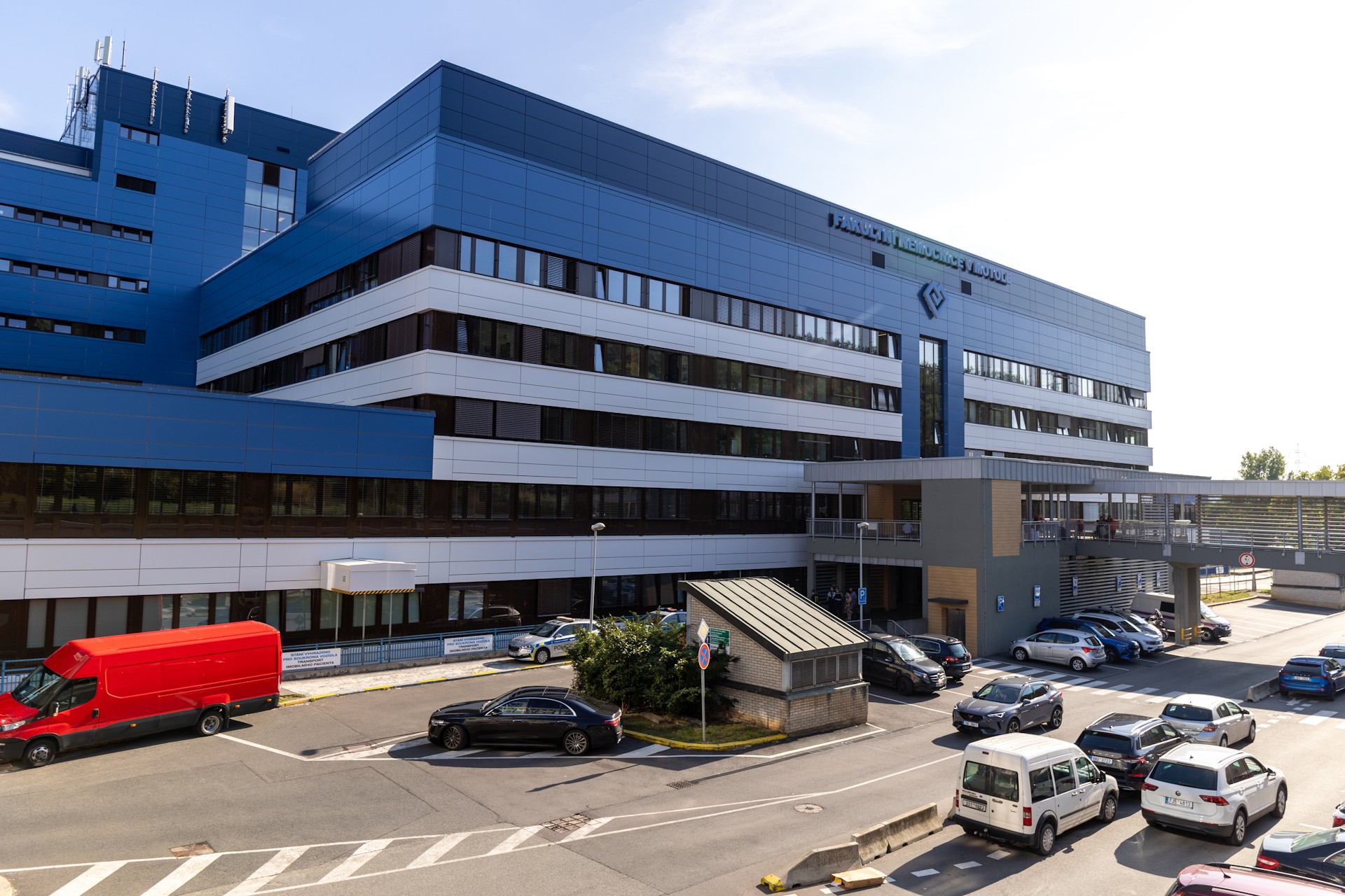 Ubytování u Fakultní nemocnice Motol - Apartmány Vousatá Dáma